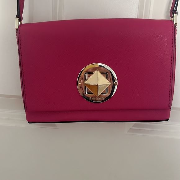 Purse - Picture 2 of 2